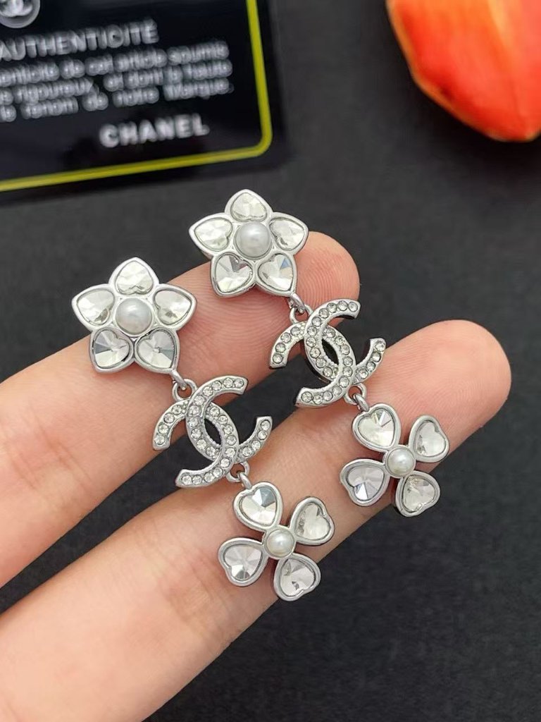 Like-New Chanel Clover & Crystal Cc Drop Earrings